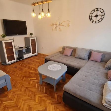 Ri-Jo Apartman Mohács Εξωτερικό φωτογραφία