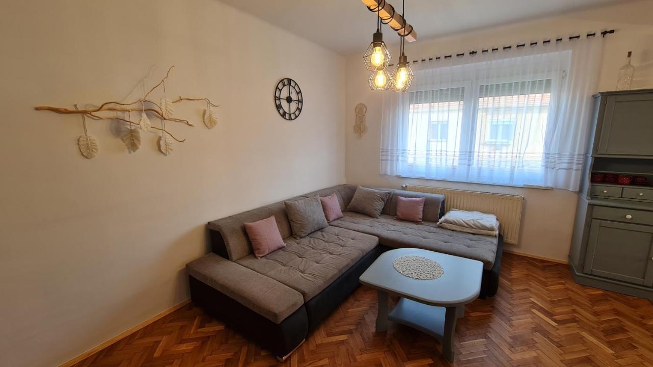 Ri-Jo Apartman Mohács Εξωτερικό φωτογραφία